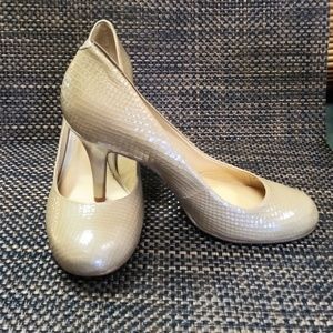 Gianni Bini Round Toed Pumps New size 7 1/2 m